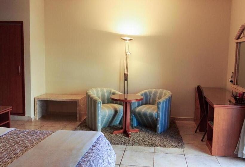 이그제큐티브 스위트, Convair