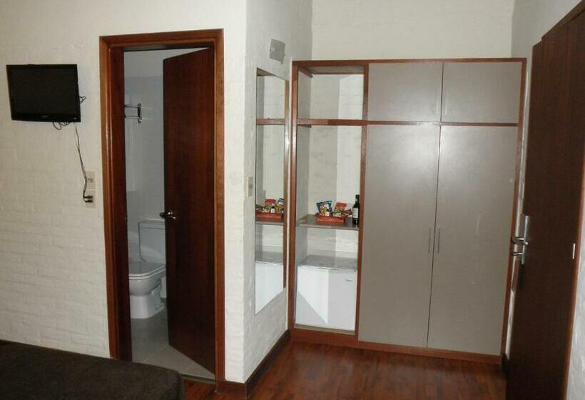 수피리어 룸, Juana De Ibarbourou