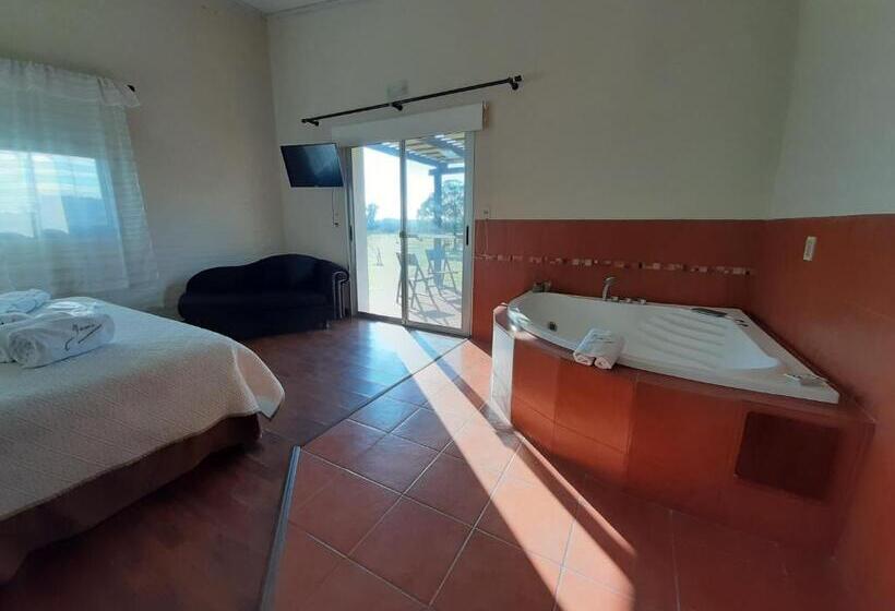 디럭스 스위트, Juana De Ibarbourou