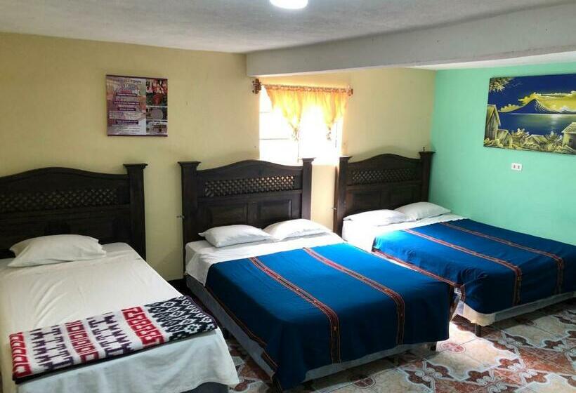 اتاق خانوادگی, Los Angeles Panajachel