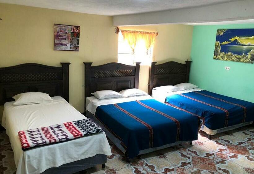 اتاق خانوادگی, Los Angeles Panajachel