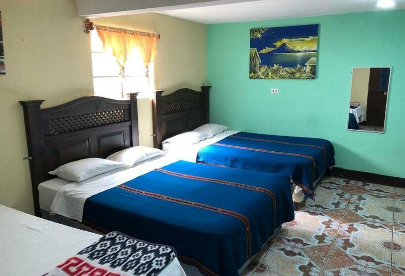 اتاق خانوادگی, Los Angeles Panajachel