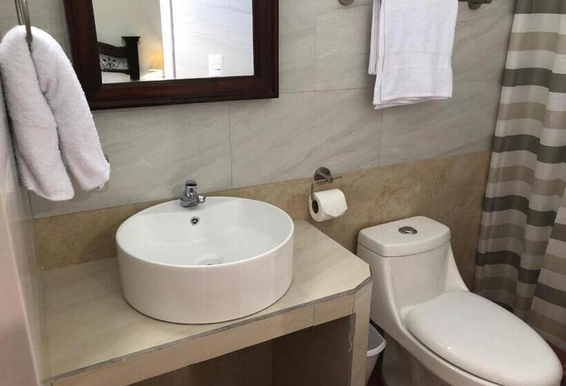 اتاق لوکس, Los Angeles Panajachel