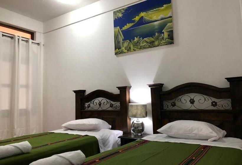 اتاق لوکس, Los Angeles Panajachel