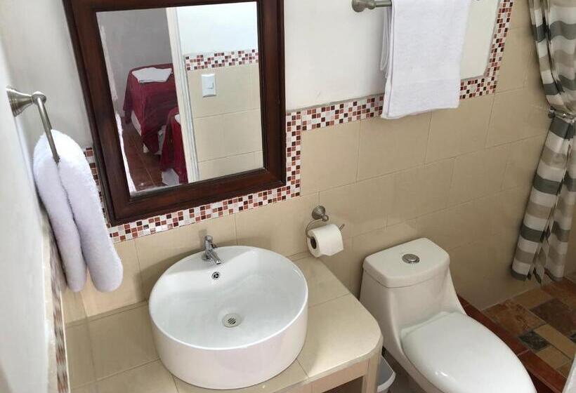 اتاق لوکس, Los Angeles Panajachel