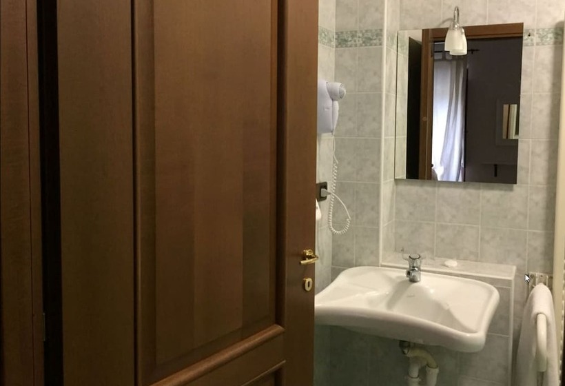 חדר סטנדרט עם מרפסת, Martin