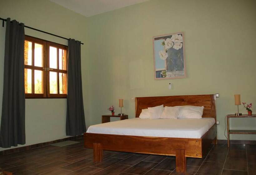 اتاق لوکس, Hôtel Parc Résidence