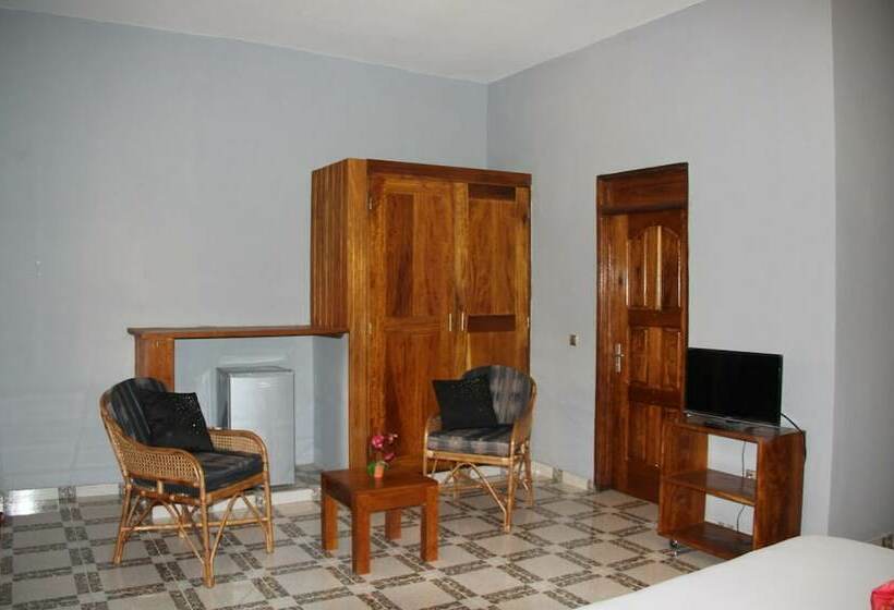 اتاق لوکس, Hôtel Parc Résidence