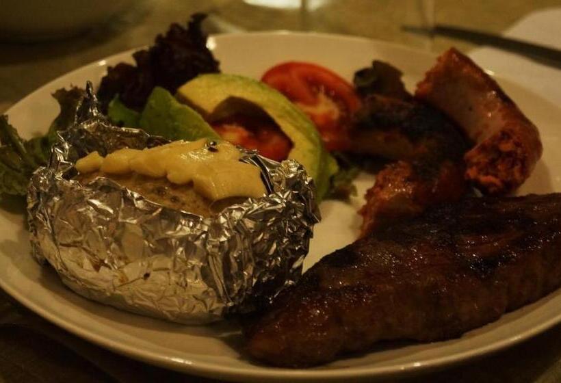 اتاق لوکس چهار تخته, Atitlan Villas