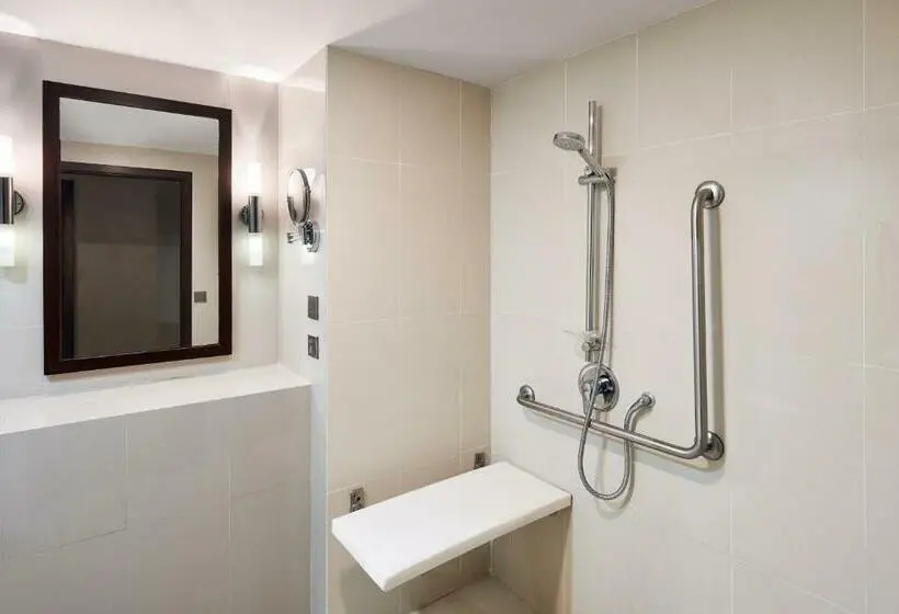 اتاق لوکس با چشمانداز دریا, Sheraton Samoa Beach Resort