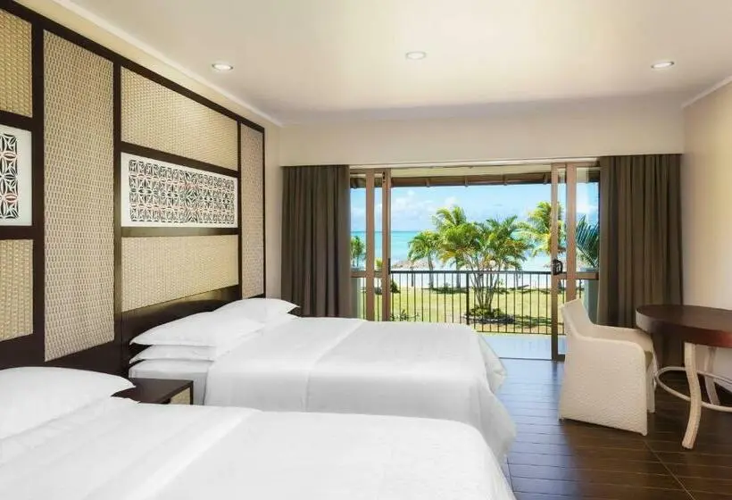 اتاق لوکس با چشمانداز دریا, Sheraton Samoa Beach Resort