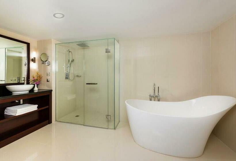 Executive Suite King Bed, Sheraton Samoa Beach Resort