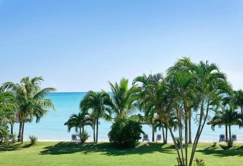 اتاق لوکس با چشمانداز دریا, Sheraton Samoa Beach Resort