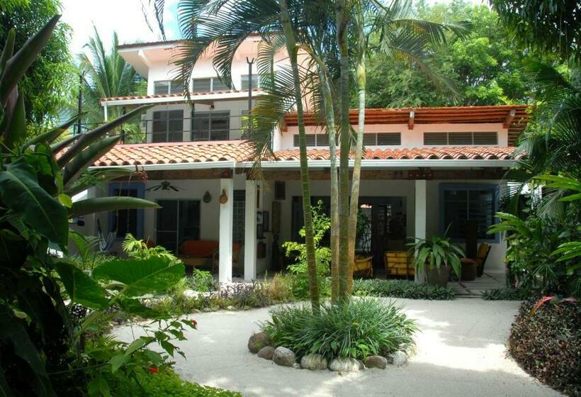 غرفة قياسية, Togo B&b Farallon