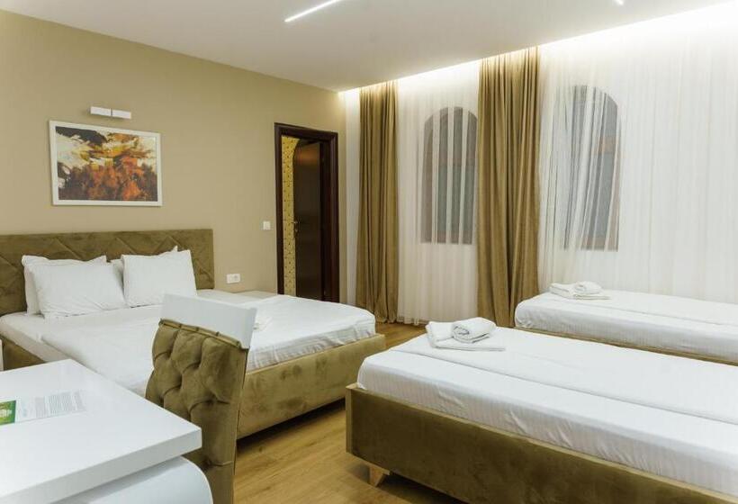 اتاق استاندارد چهار تخته, Camp Karagaq