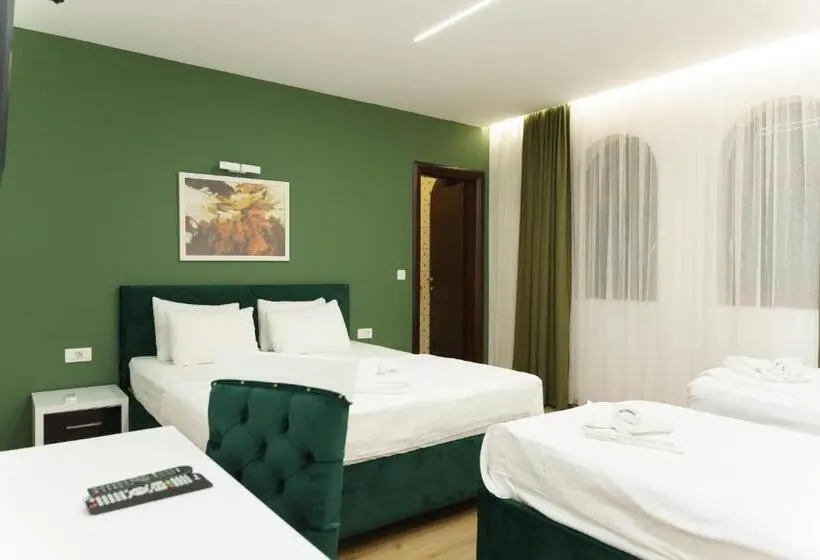 اتاق استاندارد چهار تخته, Camp Karagaq