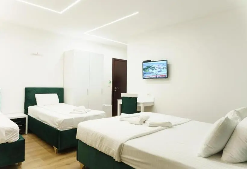اتاق استاندارد چهار تخته, Camp Karagaq