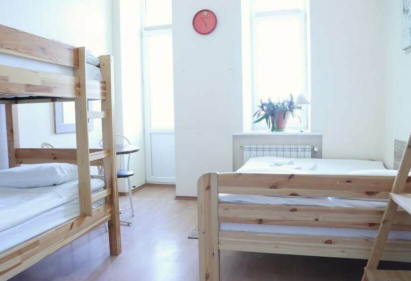 اتاق خانوادگی با سرویس بهداشتی مشترک, Maison Blanche Kyiv City Center