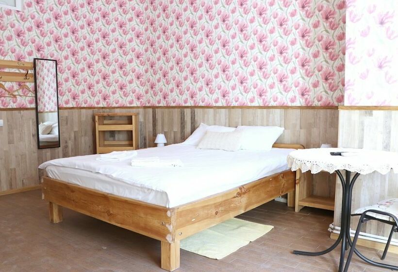 اتاق لوکس, Maison Blanche Kyiv City Center