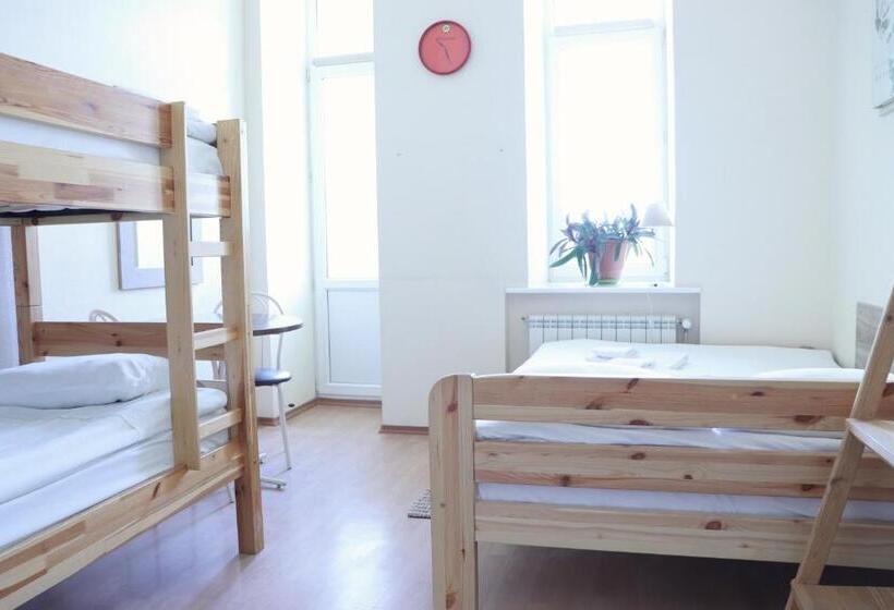 اتاق خانوادگی با سرویس بهداشتی مشترک, Maison Blanche Kyiv City Center