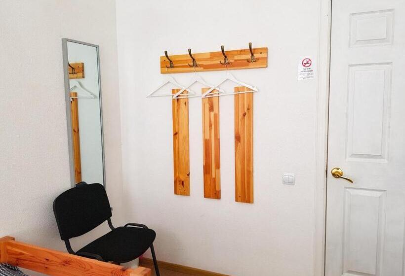 اتاق اکونومی, Maison Blanche Kyiv City Center