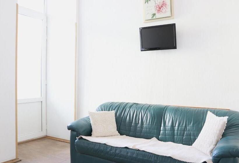 اتاق لوکس با بالکن, Maison Blanche Kyiv City Center