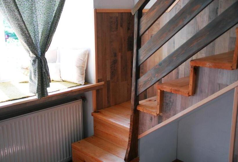 استودیوی استاندارد, Maison Blanche Kyiv City Center