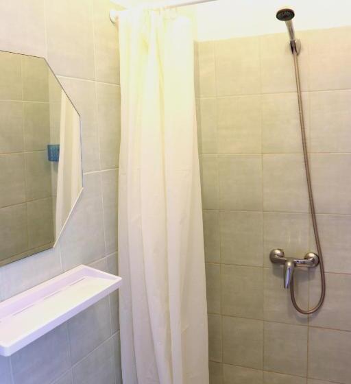 اتاق استاندارد یک نفره, Maison Blanche Kyiv City Center