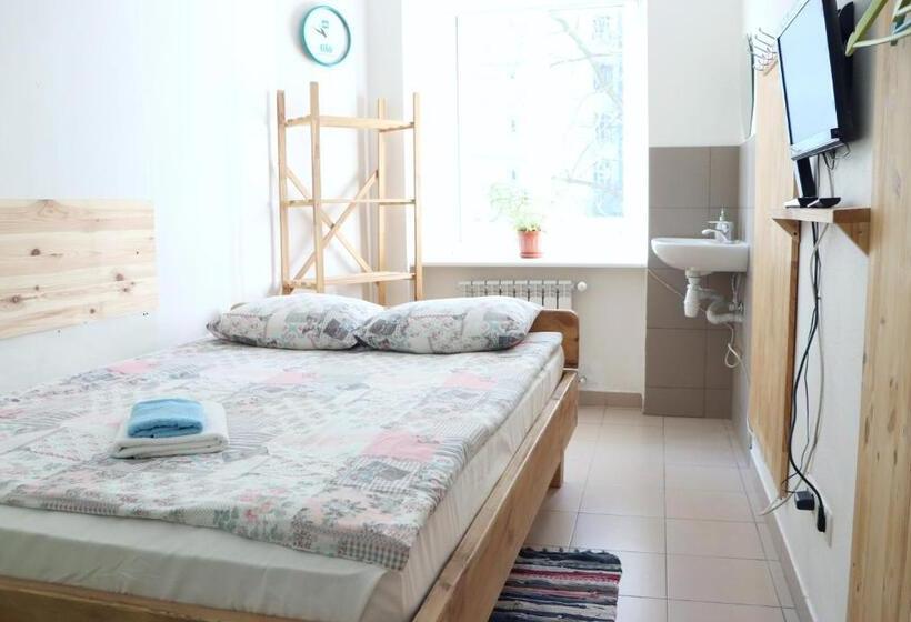 اتاق استاندارد یک نفره, Maison Blanche Kyiv City Center