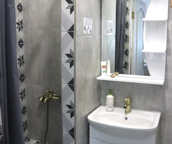اتاق لوکس, Maison Blanche Kyiv City Center