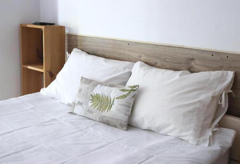 اتاق لوکس, Maison Blanche Kyiv City Center