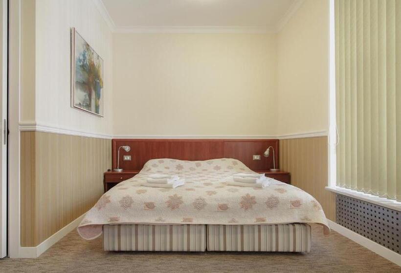 اتاق استاندارد, Consul