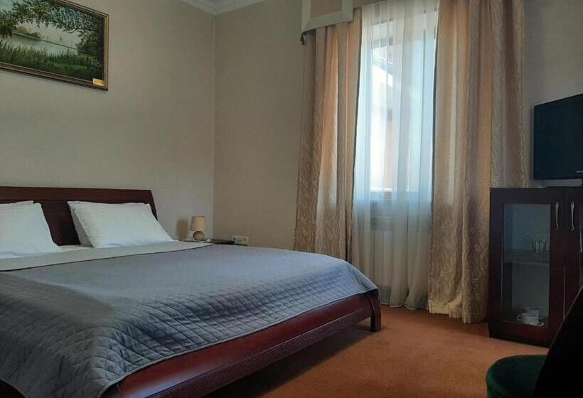 سوییت, срібний водограй