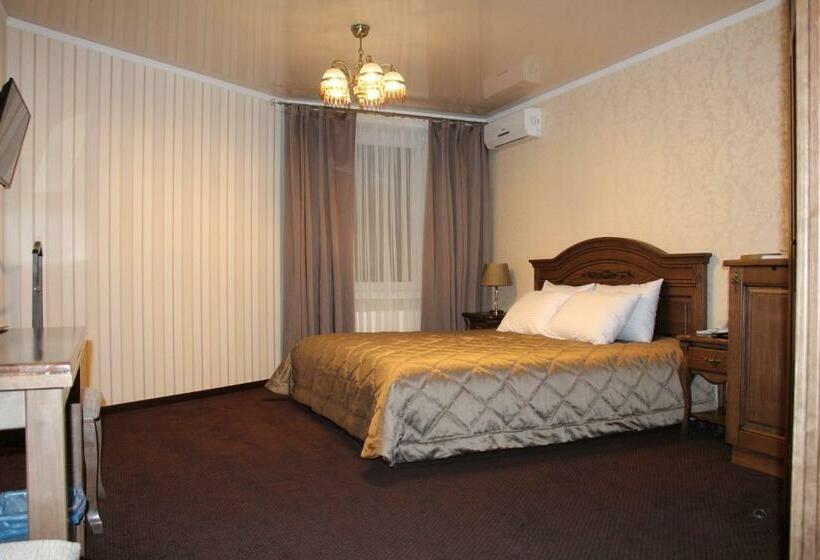 اتاق استاندارد با تخت بزرگ, Aristokrat