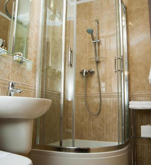 اتاق استاندارد با تخت بزرگ, Aristokrat