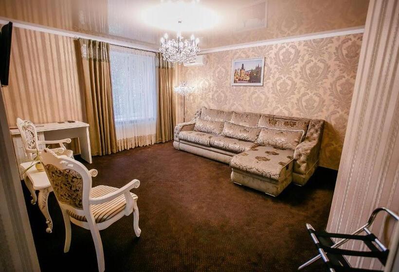 سوئیت با تخت بزرگ, Aristokrat