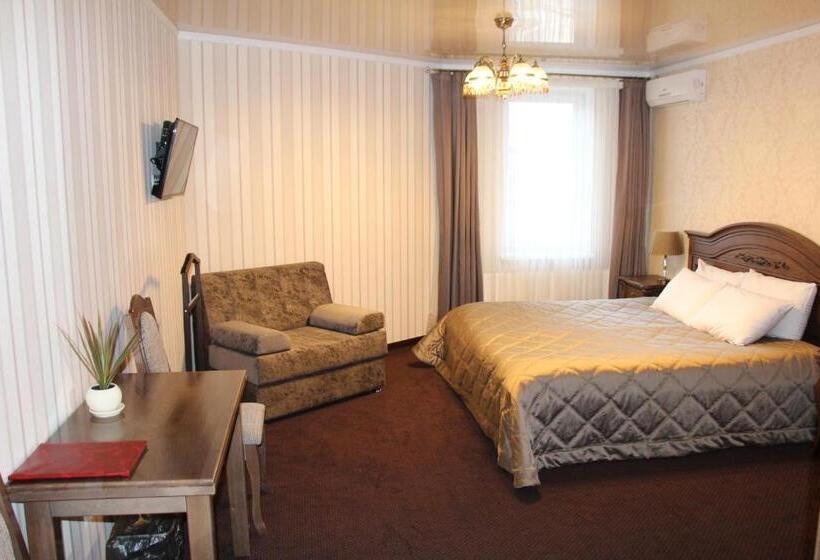 اتاق سوپریور با تخت بزرگ, Aristokrat