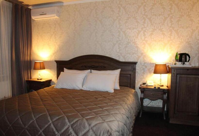 اتاق سوپریور با تخت بزرگ, Aristokrat