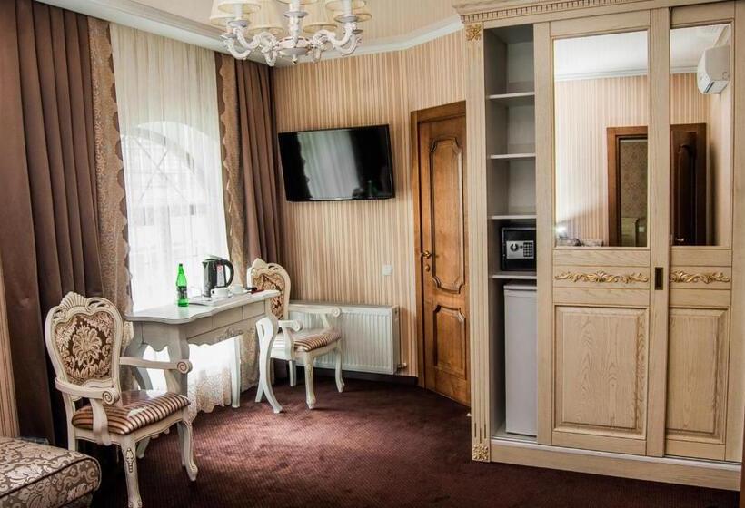 اتاق لوکس با تخت بزرگ, Aristokrat