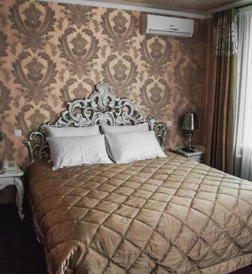 سوئیت با تخت بزرگ, Aristokrat