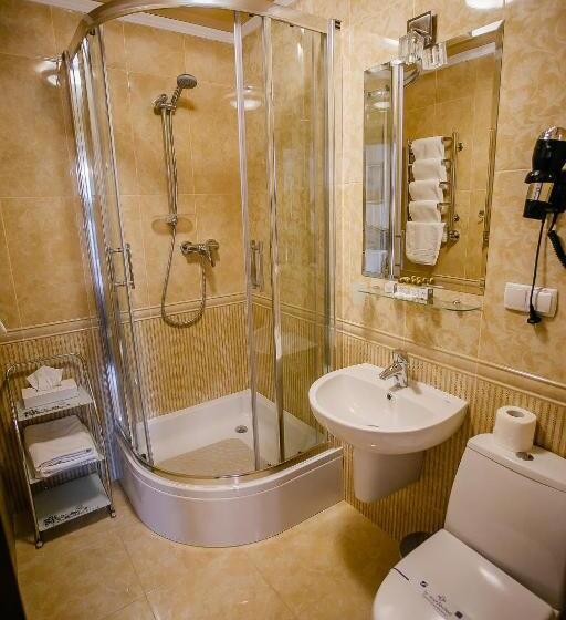 اتاق استاندارد, Aristokrat