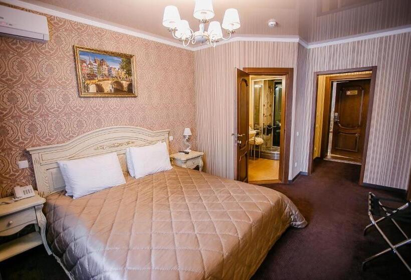 اتاق لوکس با تخت بزرگ, Aristokrat