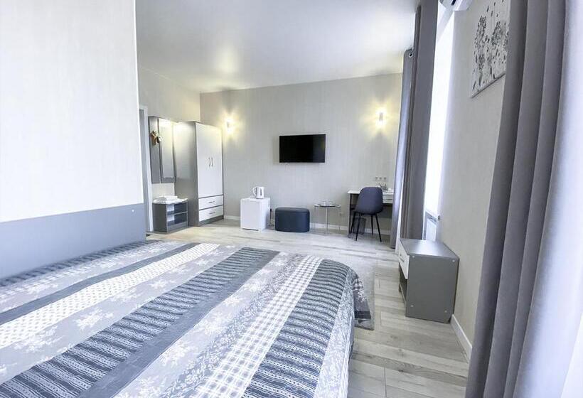 Deluxe Kamer met Kingsize Bed, готель Elisavetgrad