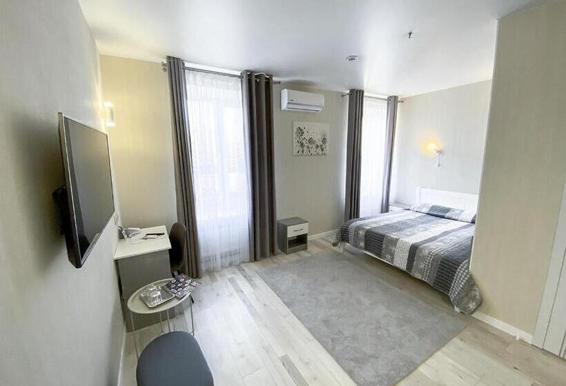 Deluxe Kamer met Kingsize Bed, готель Elisavetgrad