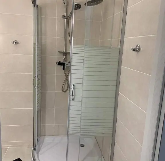 Sviitti Parveke, готель Elisavetgrad