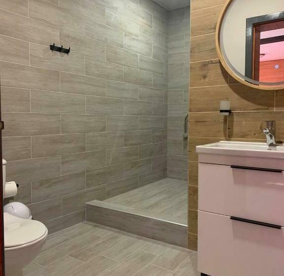 Suite Vista Montagna, Fortetsya