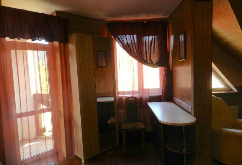 Suite Vista Montagna, Fortetsya