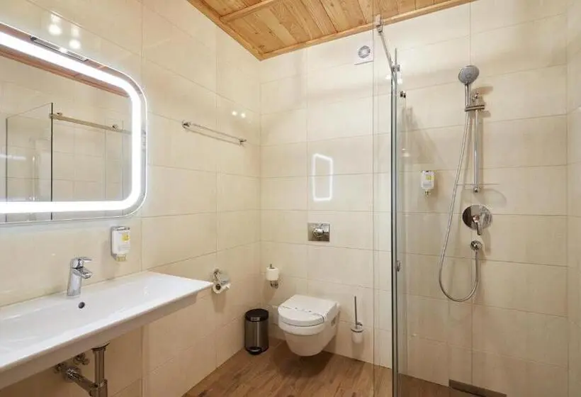 اتاق لوکس, Ganz & Spa