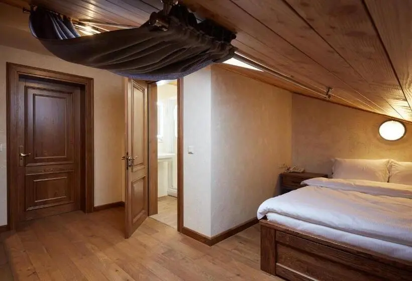 اتاق اکونومی, Ganz & Spa