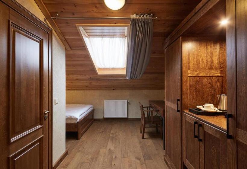 اتاق اکونومی, Ganz & Spa